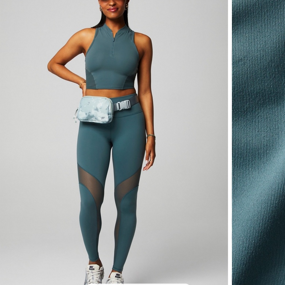 Fabletics Crop Tank - Picture 2 of 5